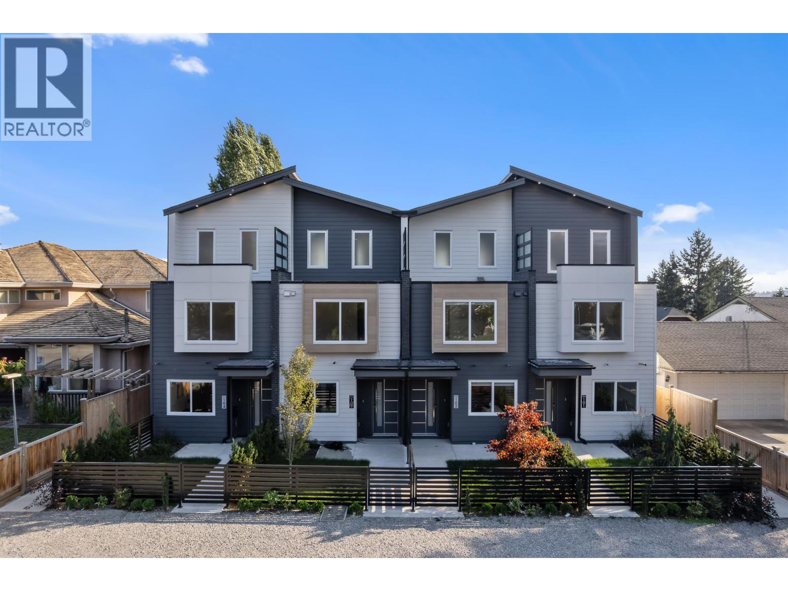 104 914 ROCHESTER AVENUE, Coquitlam