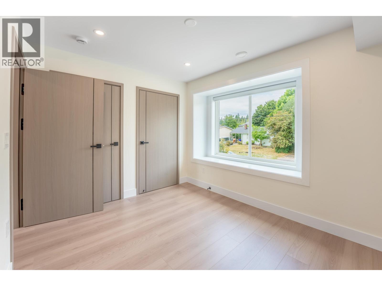 104 914 ROCHESTER AVENUE, Coquitlam