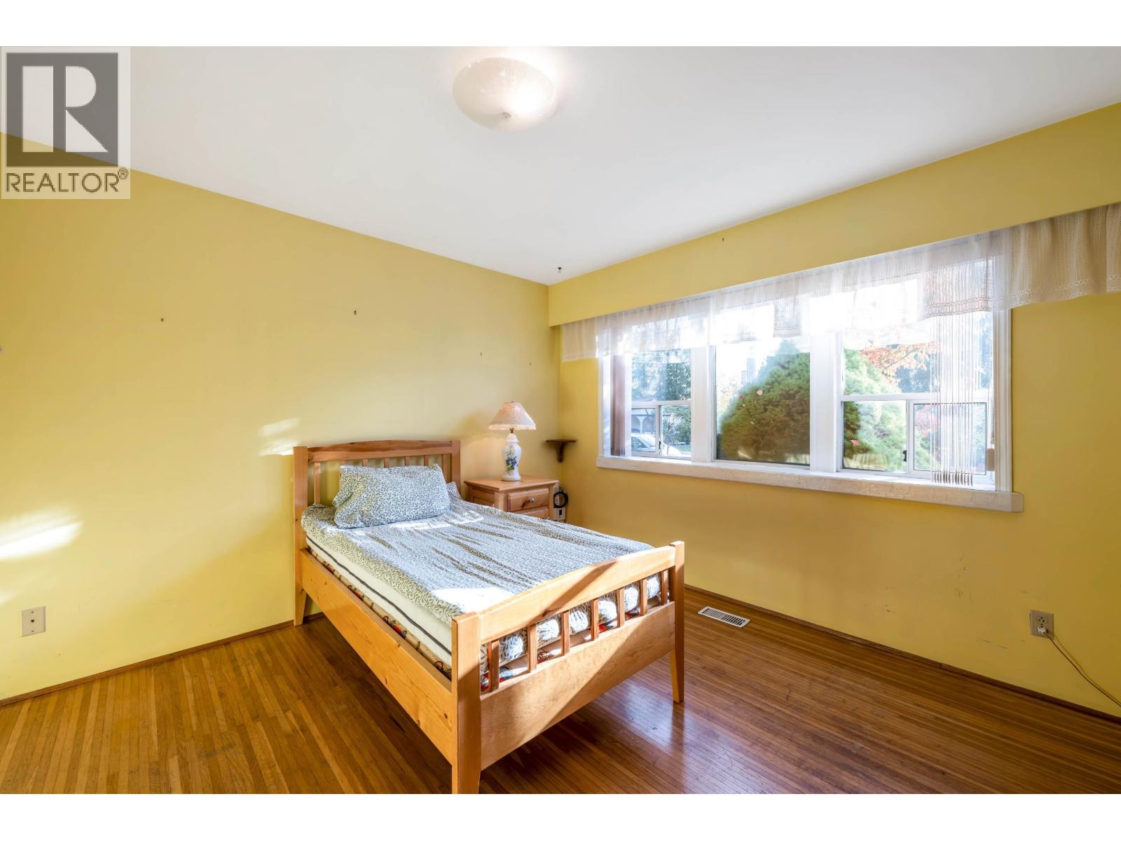 5855 CRESCENT Drive, Delta