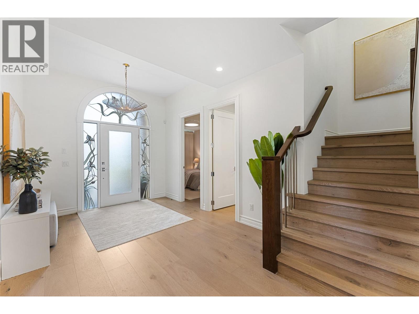 9 2368 Abbott Street, Kelowna