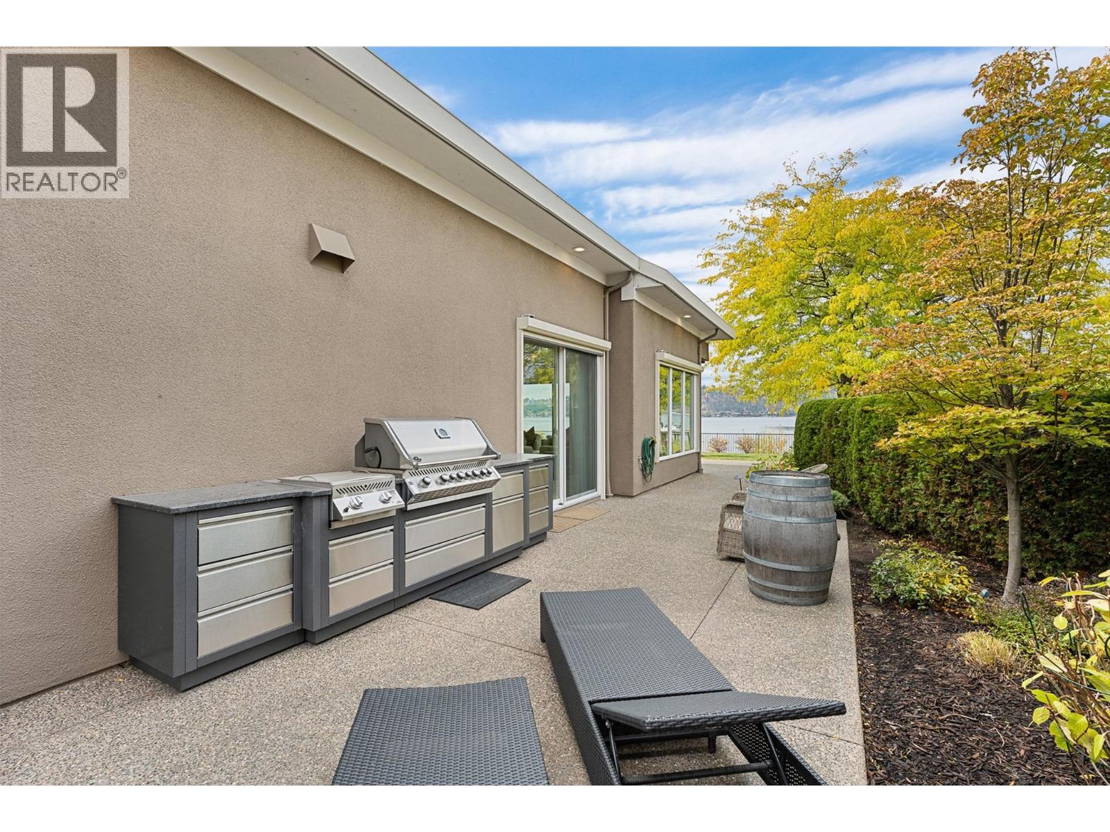 9 2368 Abbott Street, Kelowna