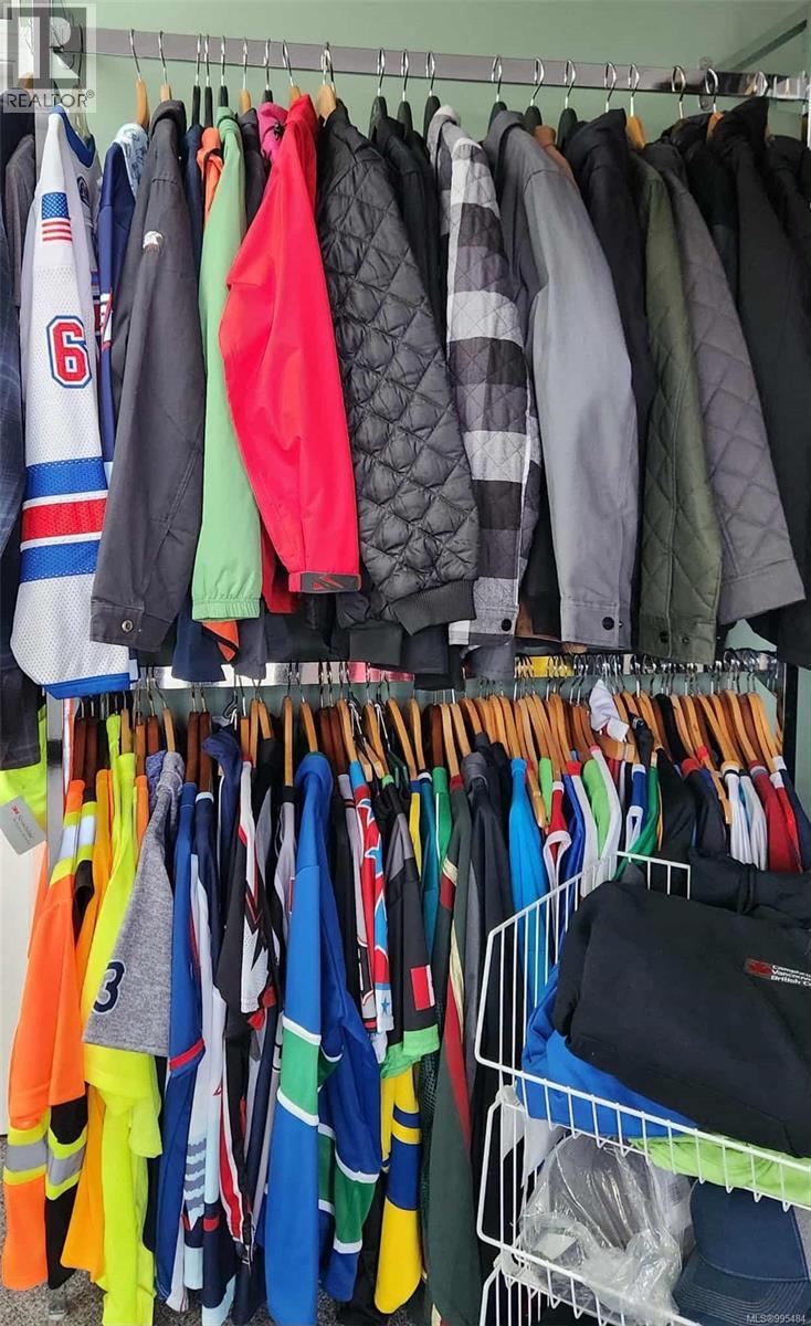 1690 Maple St, Campbell River