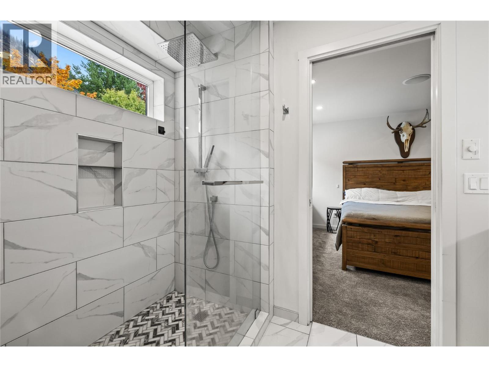  2336 Shannon Woods Drive, West Kelowna