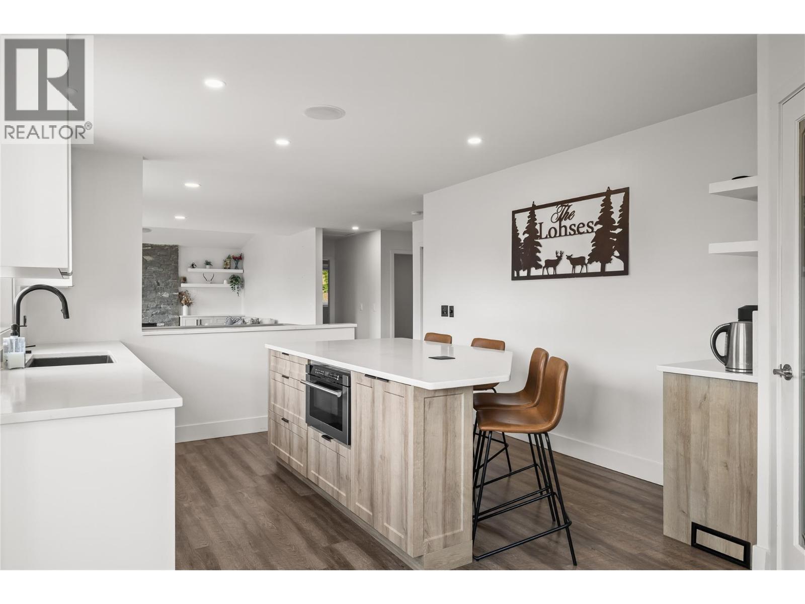  2336 Shannon Woods Drive, West Kelowna