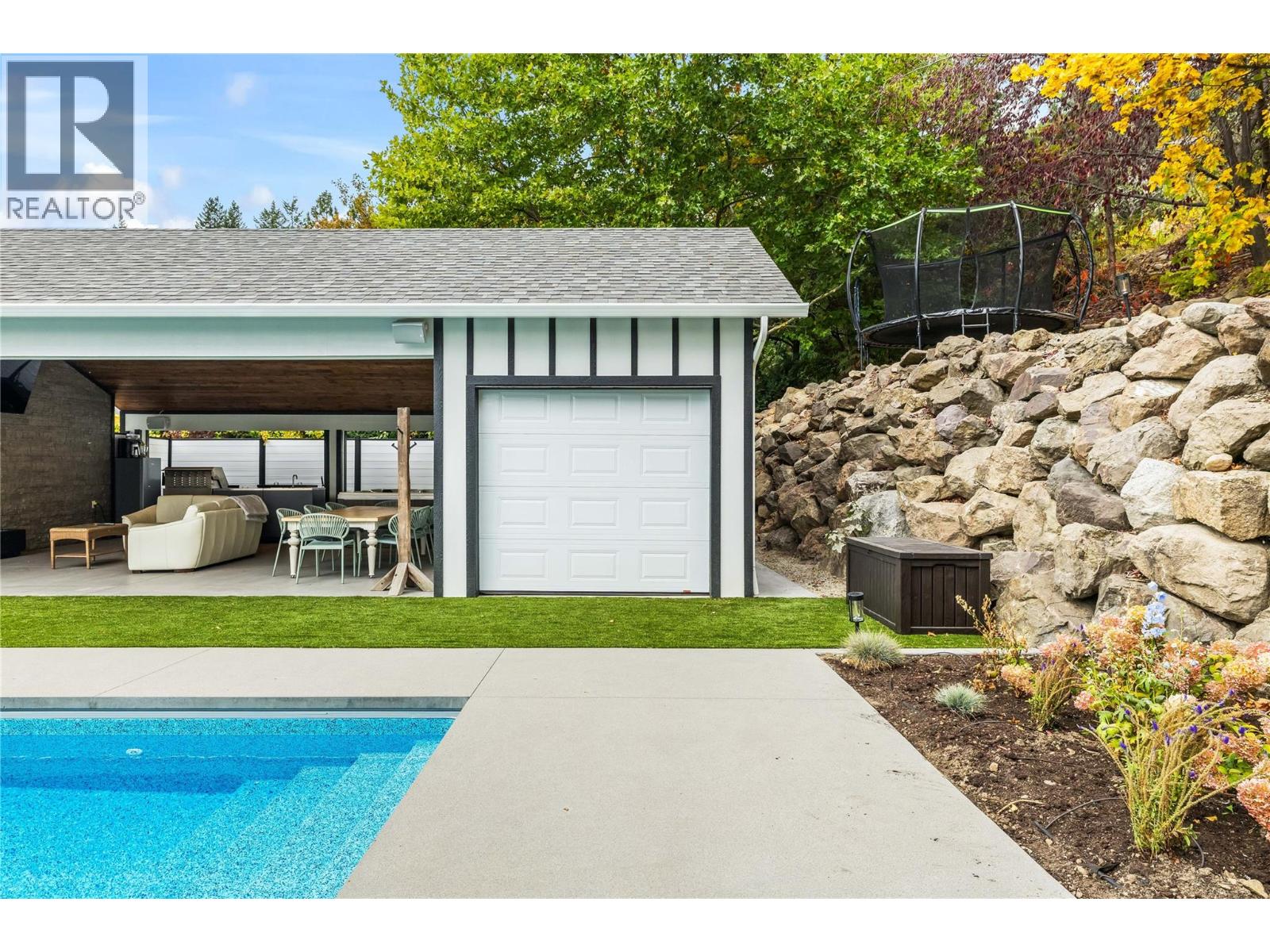  2336 Shannon Woods Drive, West Kelowna