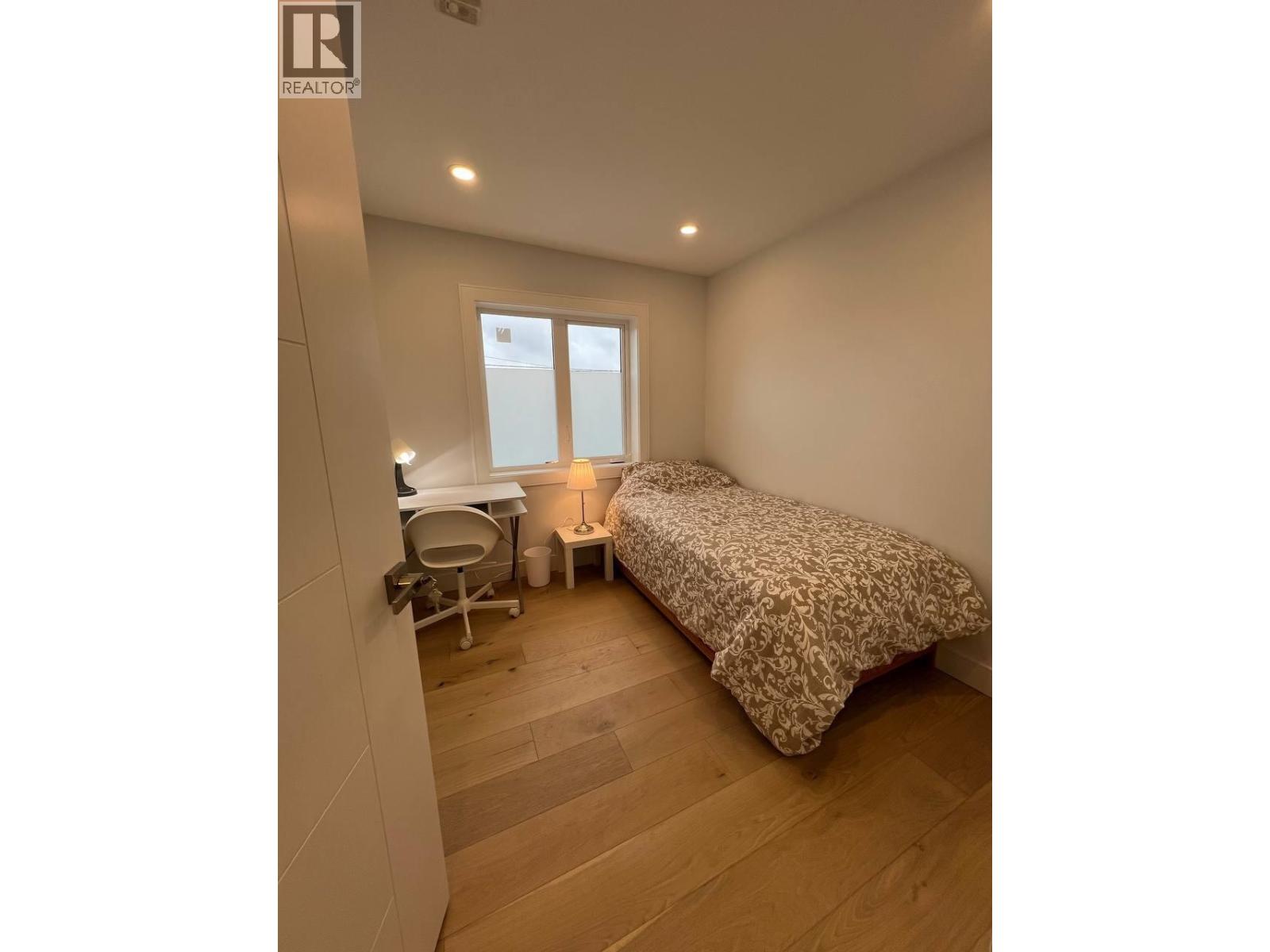 2885 E GEORGIA STREET, Vancouver