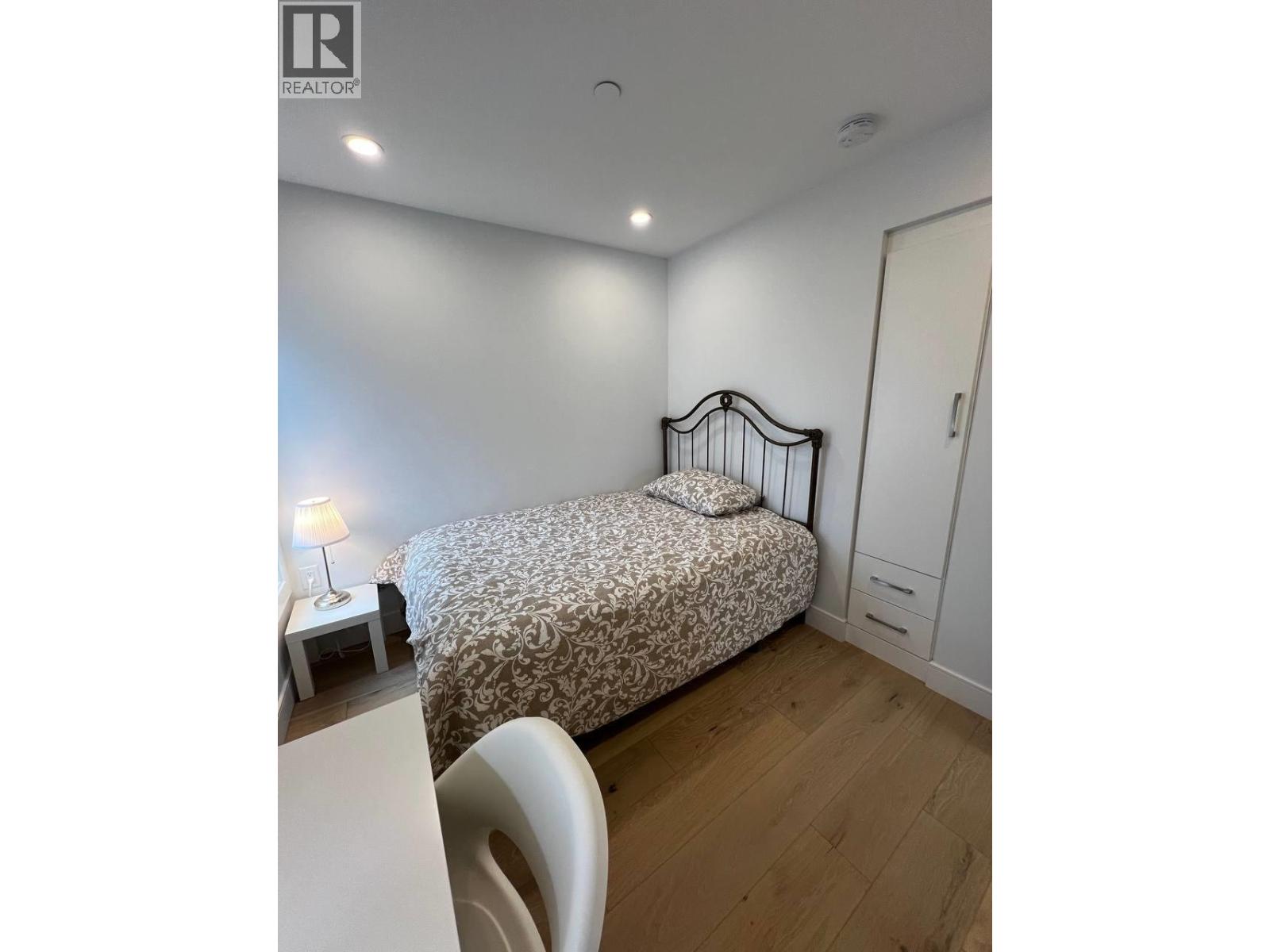 2885 E GEORGIA STREET, Vancouver