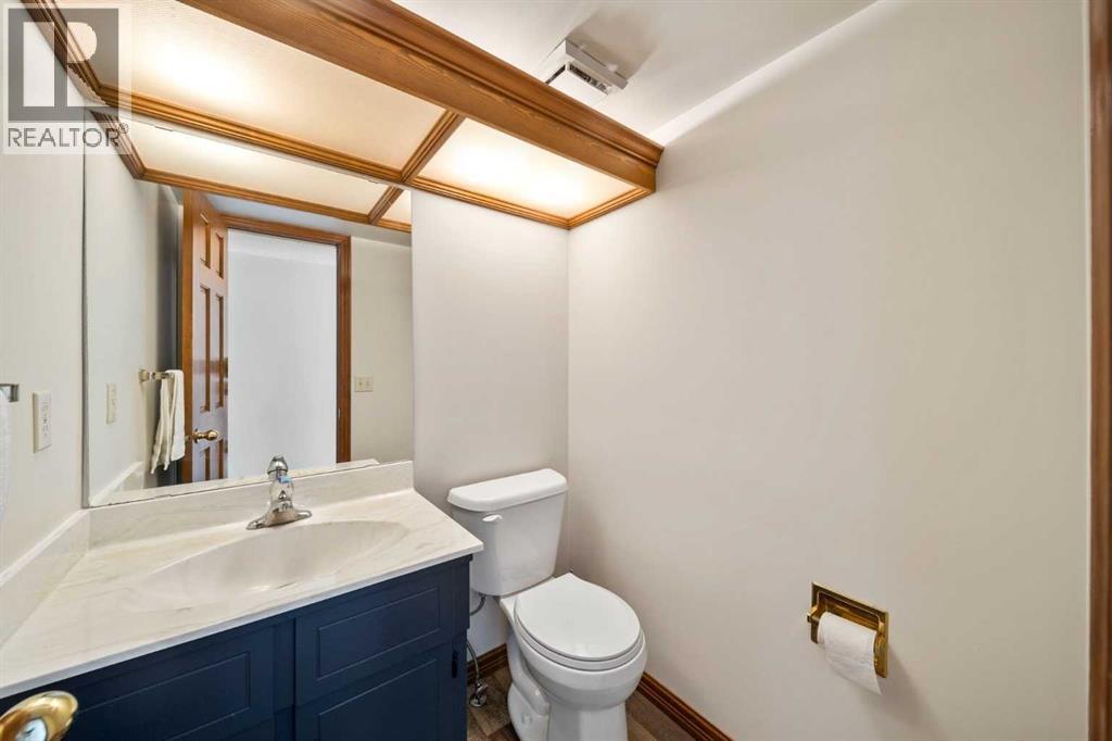 Single Family House for Sale in  Strathlorne Crescent SW Strathcona Park Calgary 