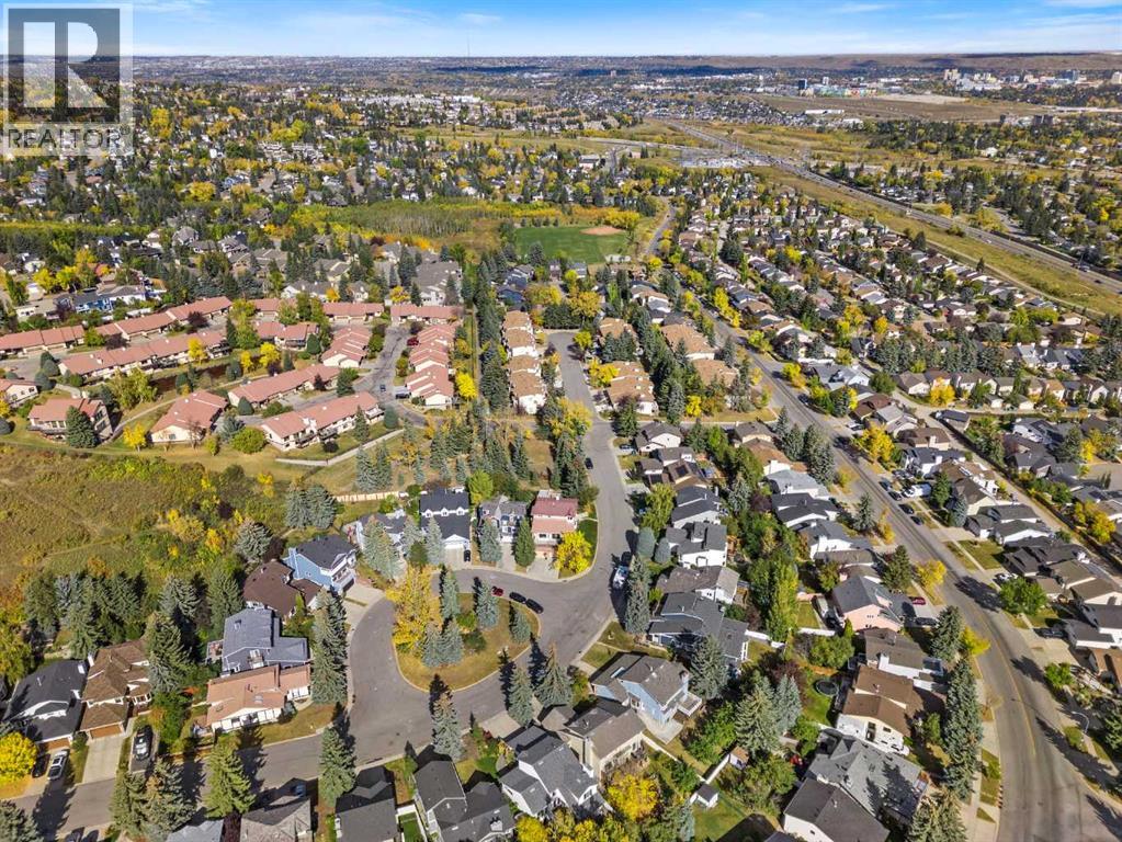 Single Family House for Sale in  Strathlorne Crescent SW Strathcona Park Calgary 