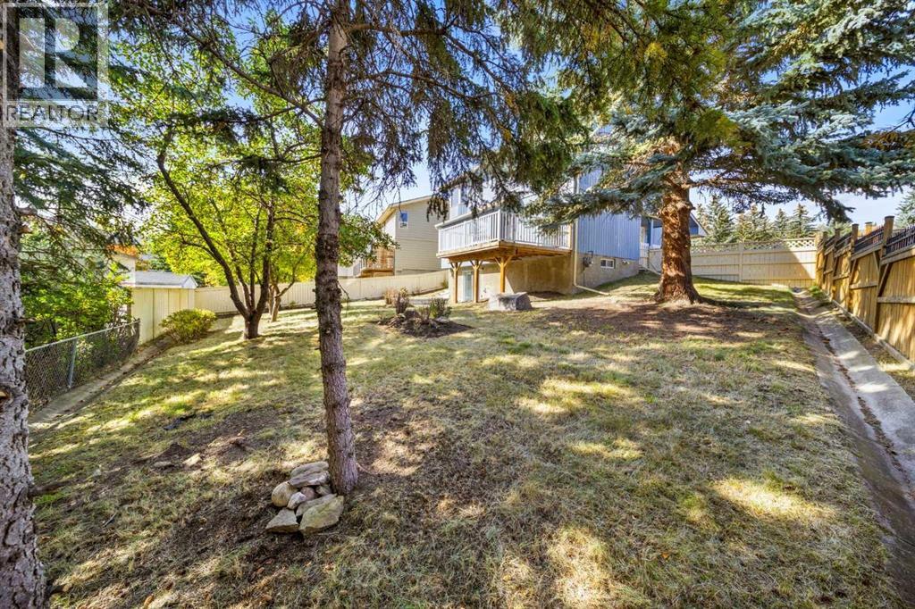 Single Family House for Sale in  Strathlorne Crescent SW Strathcona Park Calgary 