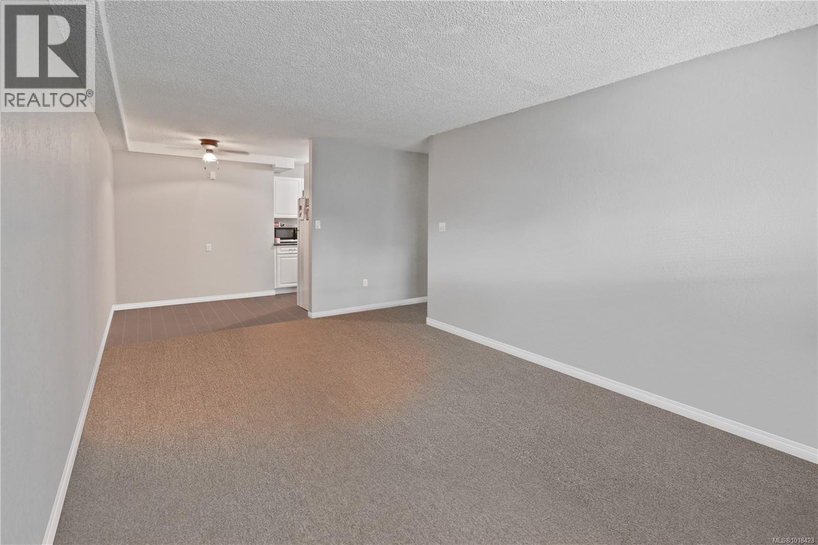 103 218 Bayview Ave, Ladysmith