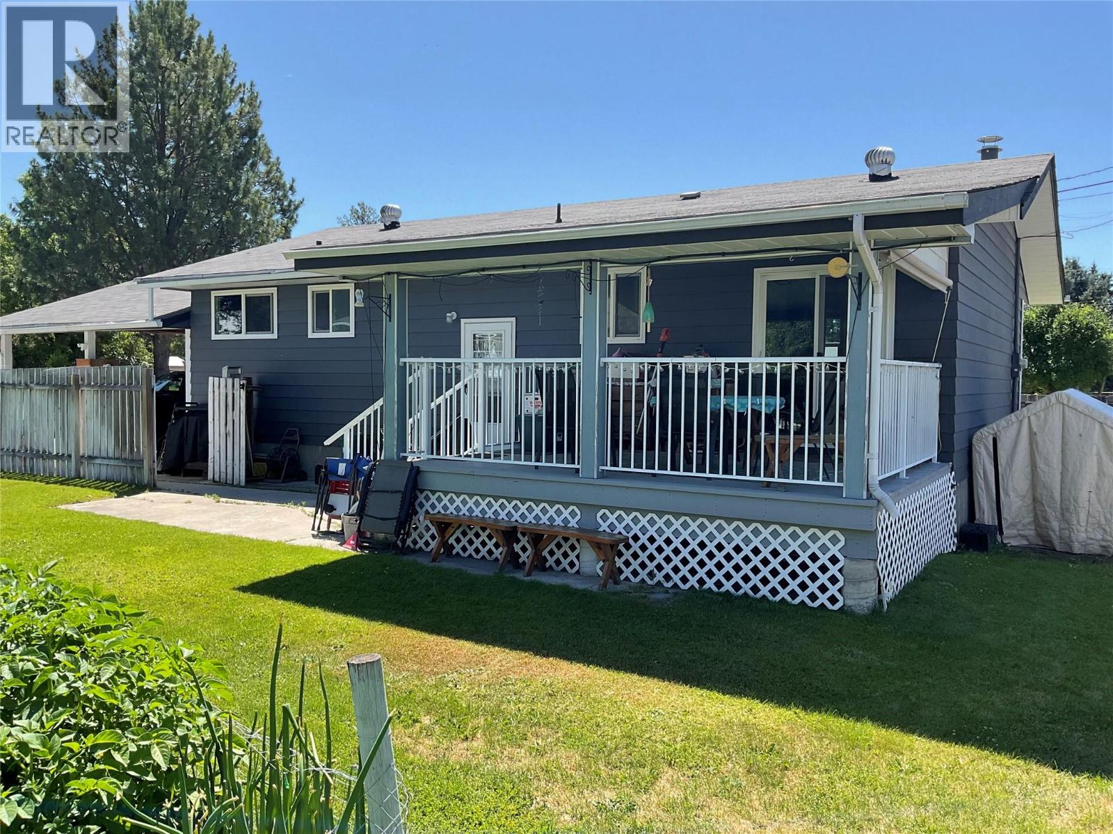 431 Hartland Avenue, Midway