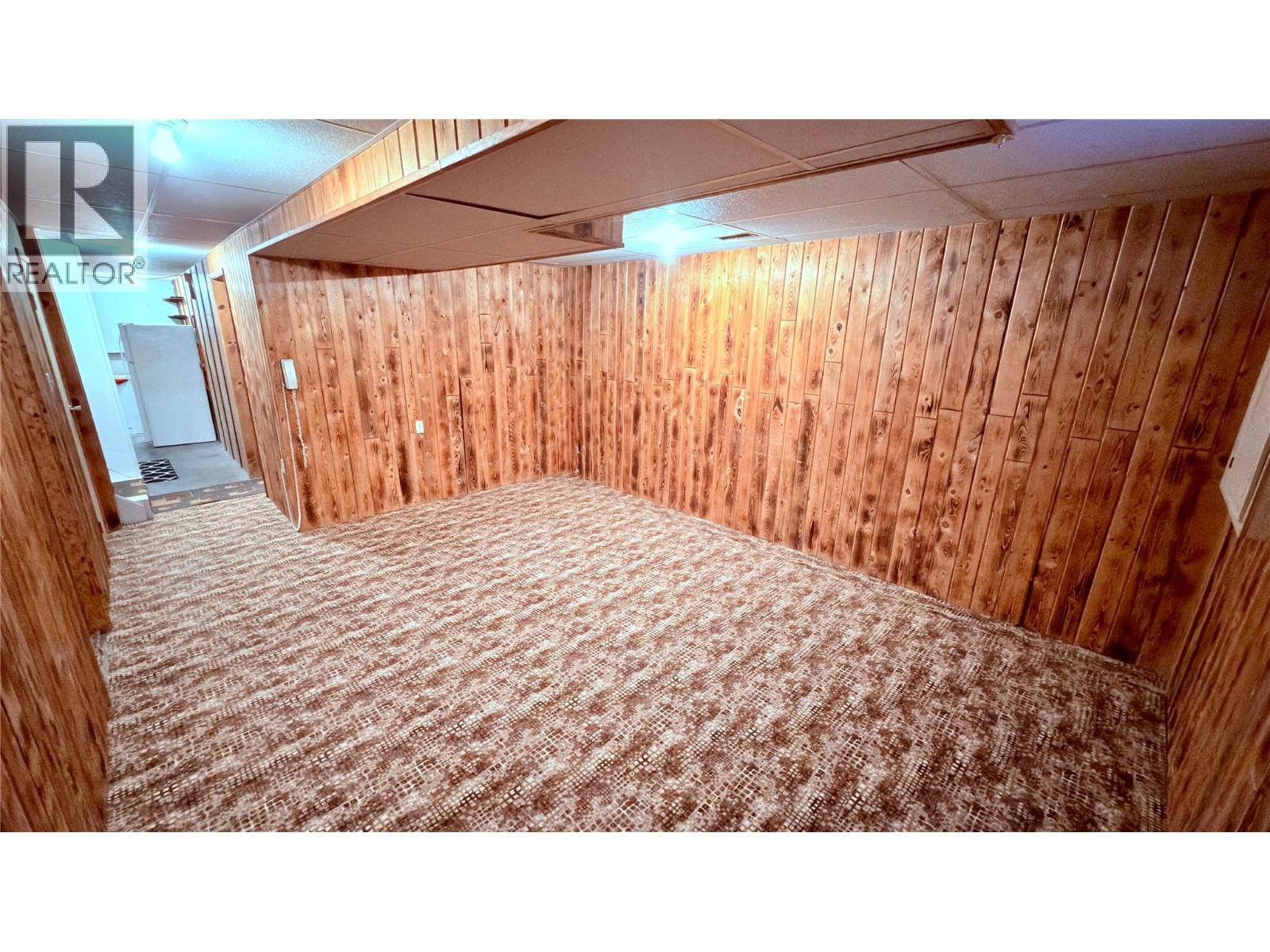 431 Hartland Avenue, Midway