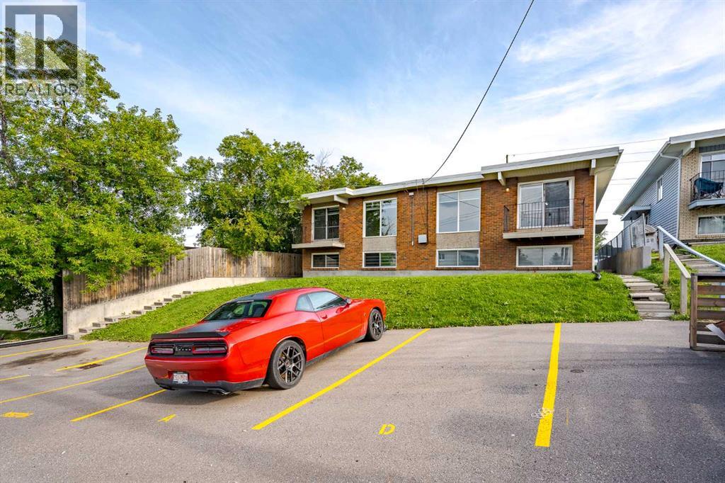 Multi-family House Bi-level for Sale in  Sabrina Road SW Southwood Calgary 