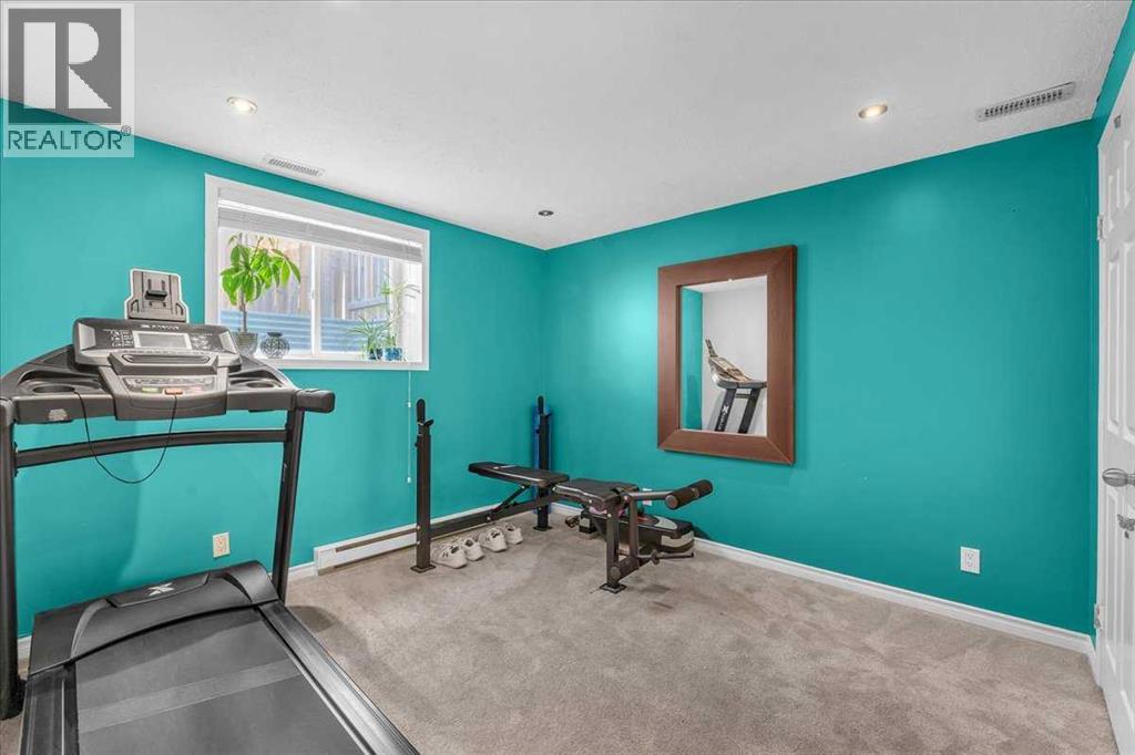 Single Family House for Sale in  Tuscany Ridge Terrace NW Tuscany Calgary 