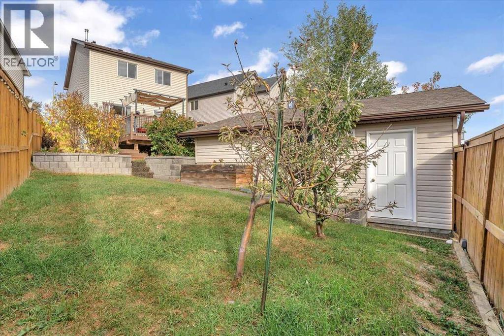 Single Family House for Sale in  Tuscany Ridge Terrace NW Tuscany Calgary 