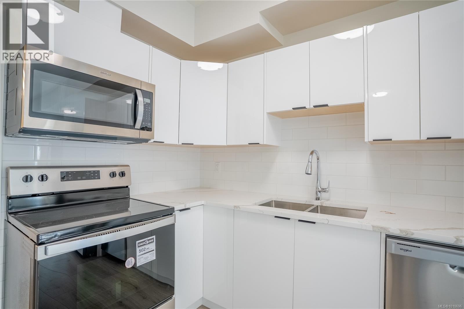  1536 Marble Place, Langford