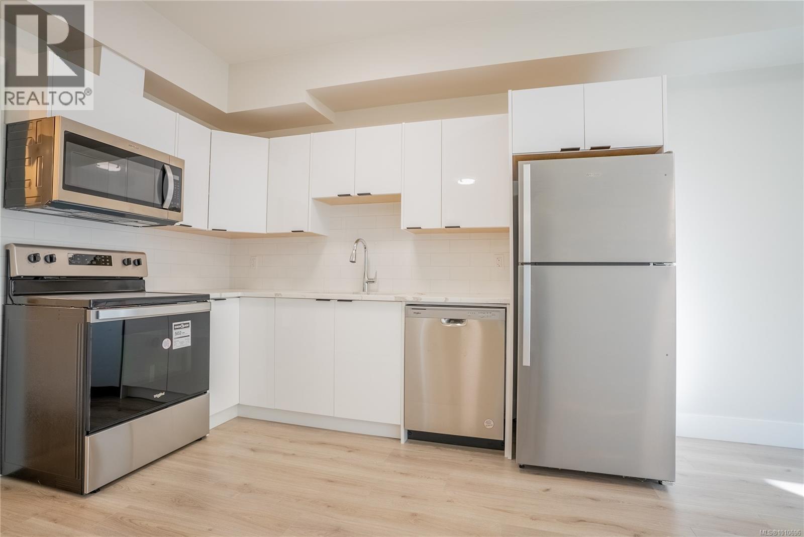  1536 Marble Place, Langford