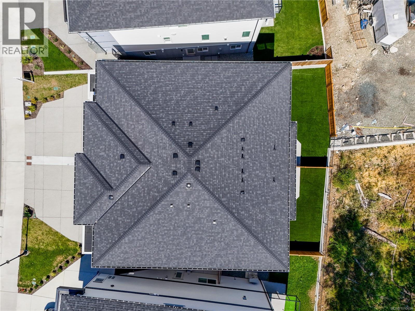  1536 Marble Place, Langford