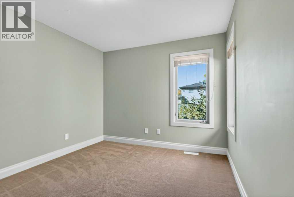 Single Family House for Sale in   Street NW Parkdale Calgary 