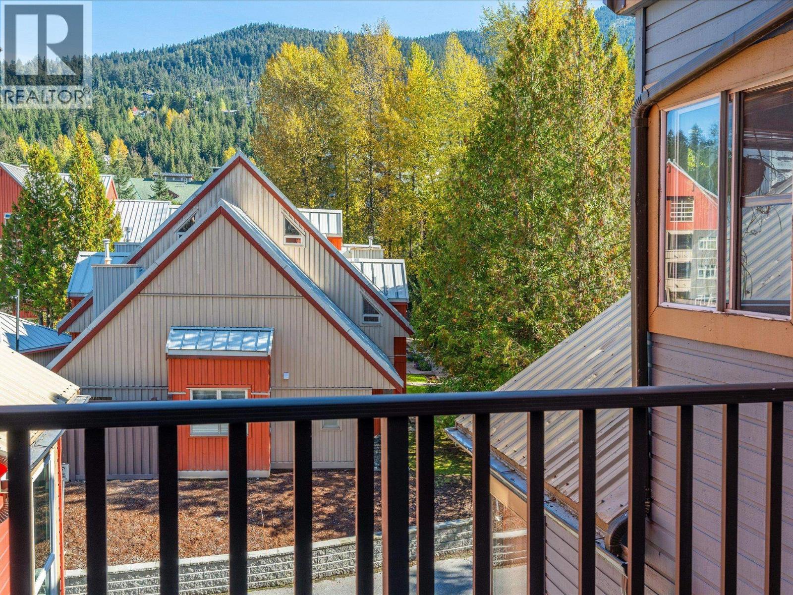 4 2227 SAPPORO DRIVE, Whistler