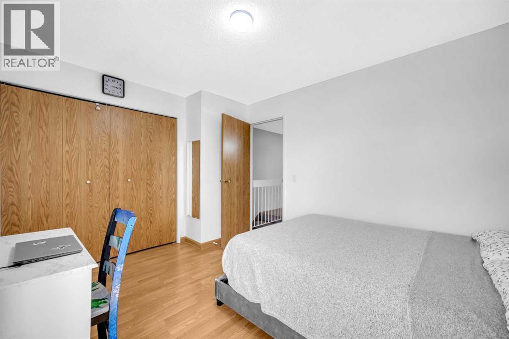 Single Family House for Sale in  Templegreen Road NE Temple Calgary 