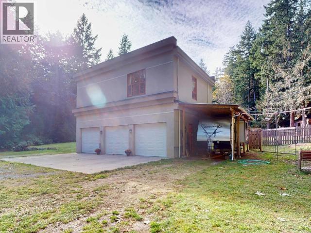 7734 MC AULAY ROAD, Powell River