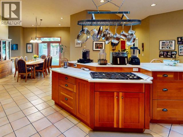 7734 MC AULAY ROAD, Powell River