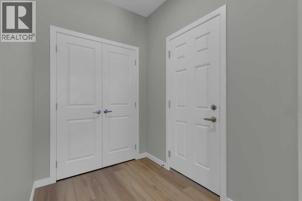 Single Family House for Sale in  Silver Spruce Road SW Silverado Calgary 