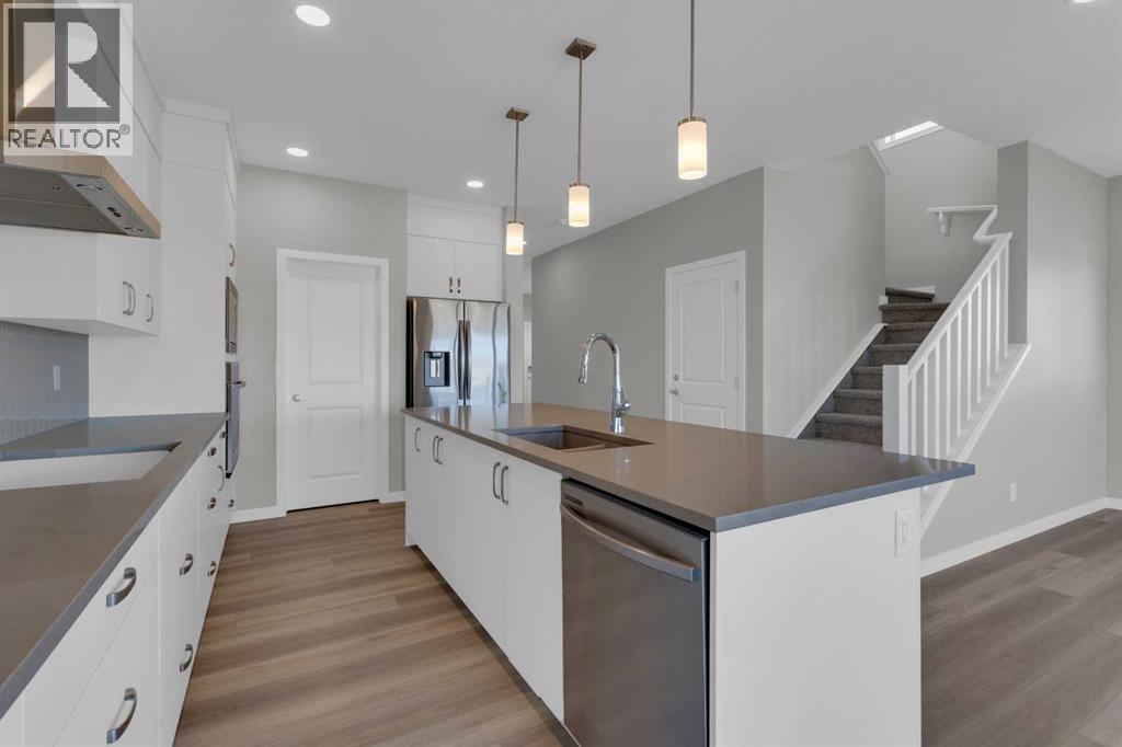 Single Family House for Sale in  Silver Spruce Road SW Silverado Calgary 