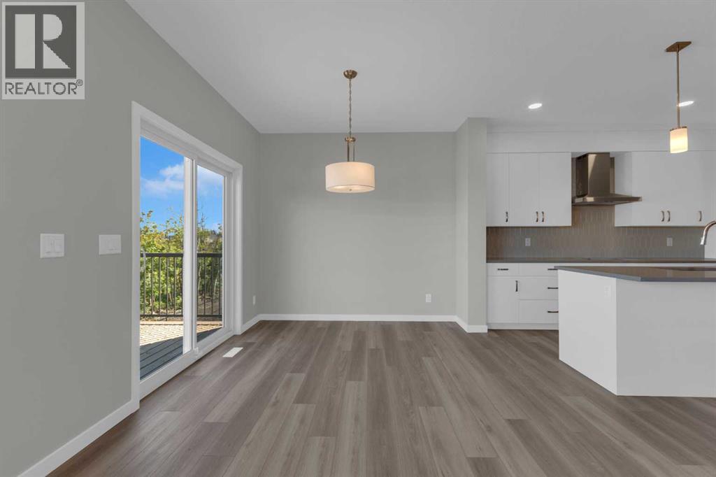 Single Family House for Sale in  Silver Spruce Road SW Silverado Calgary 