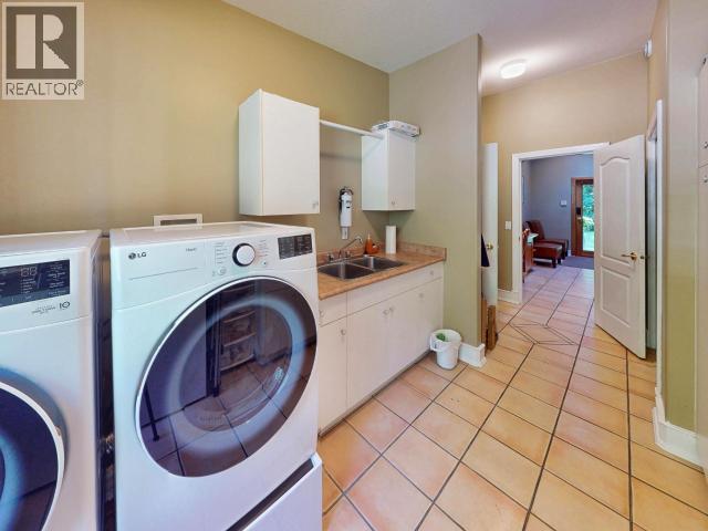 7734 MC AULAY ROAD, Powell River