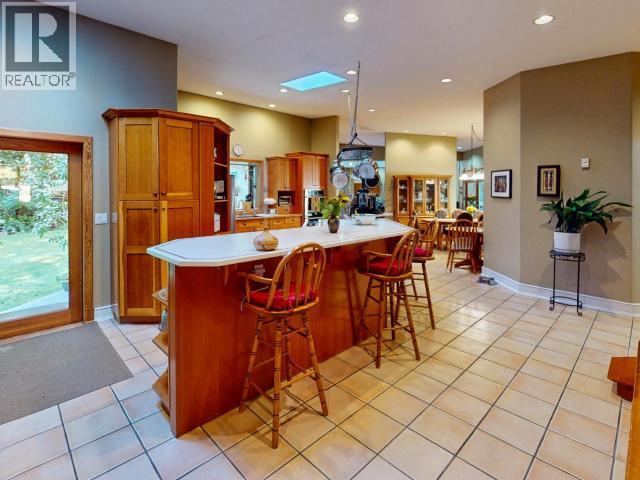 7734 MC AULAY ROAD, Powell River