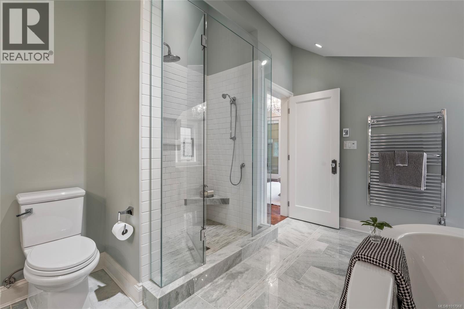 1690 Ash Rd, Saanich