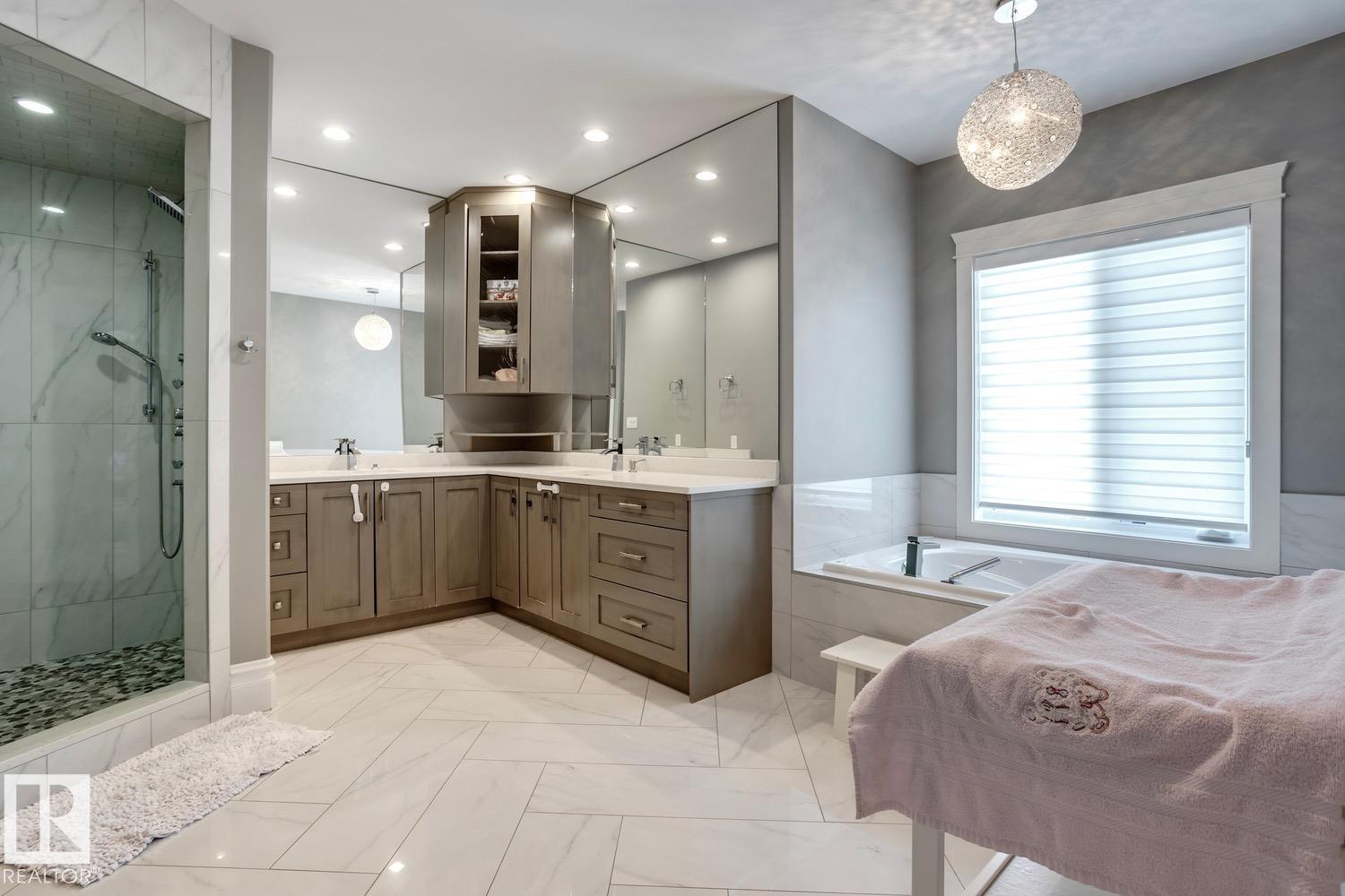 4311 WESTCLIFF LANDING LD SW, Edmonton