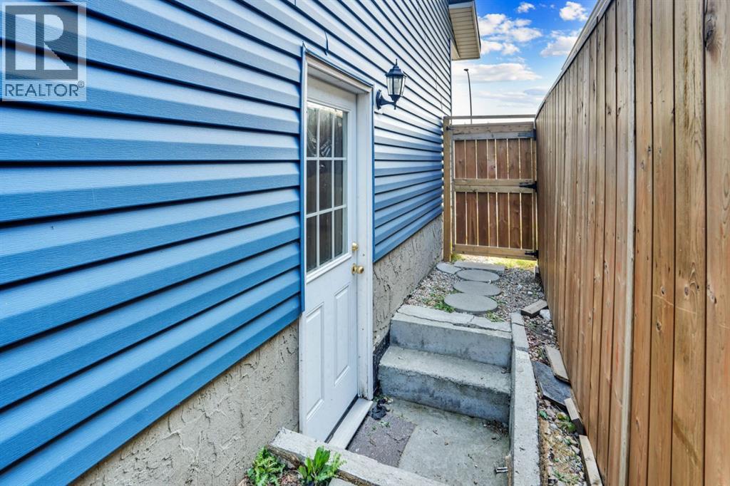 Single Family House for Sale in  Tararidge Close NE Taradale Calgary 