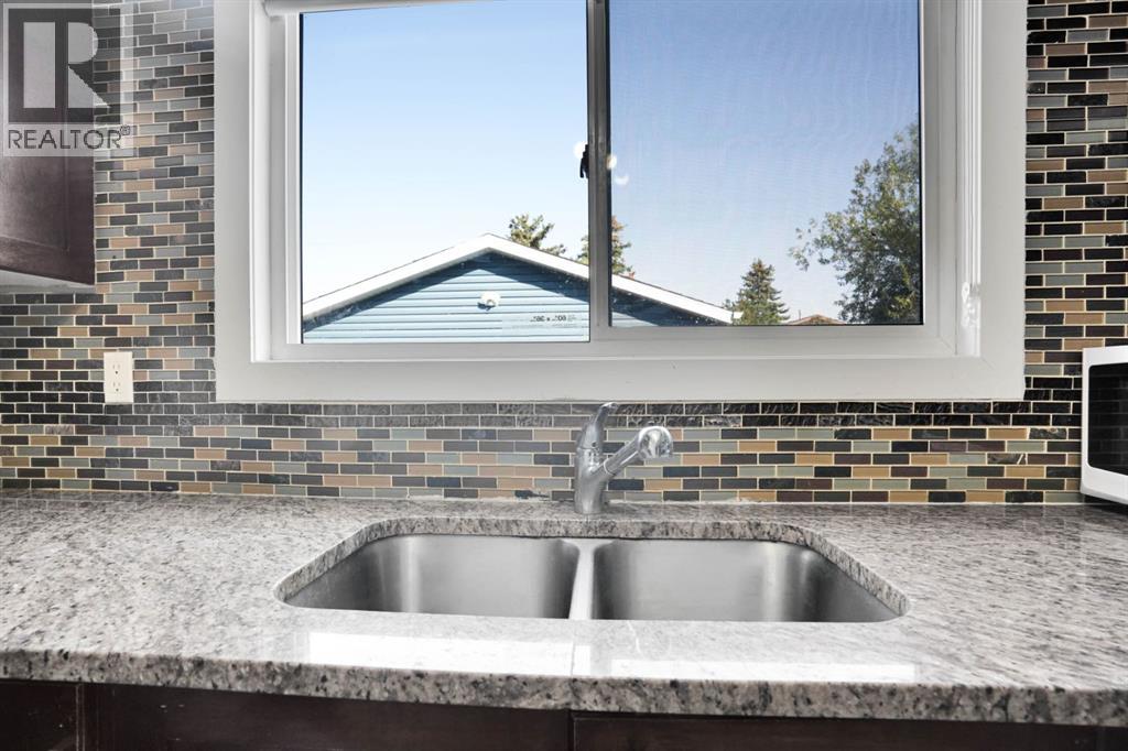 Single Family House for Sale in  Tararidge Close NE Taradale Calgary 