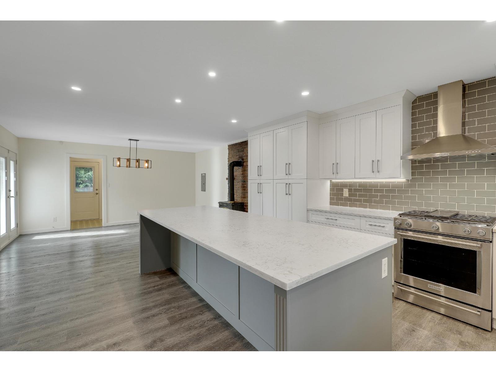 9671 153A STREET, Surrey