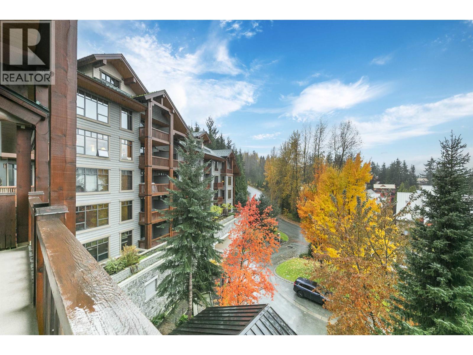 401 2202 GONDOLA WAY, Whistler