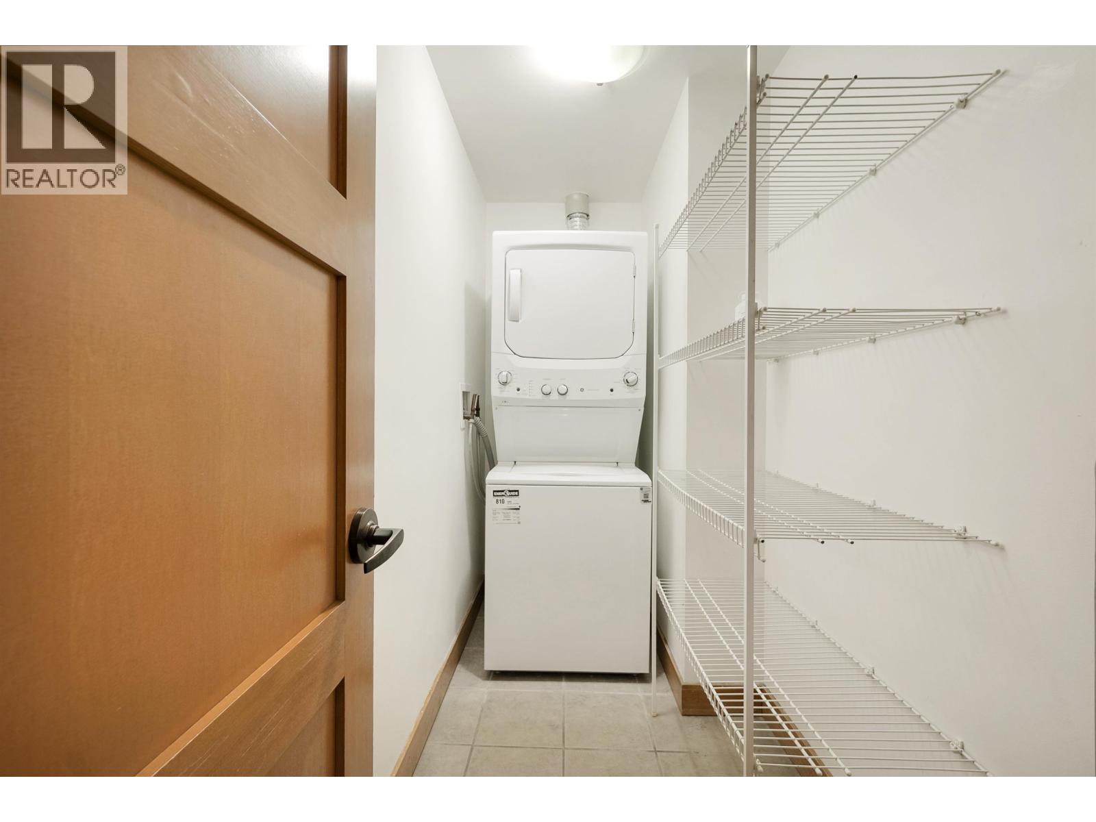 401 2202 GONDOLA WAY, Whistler