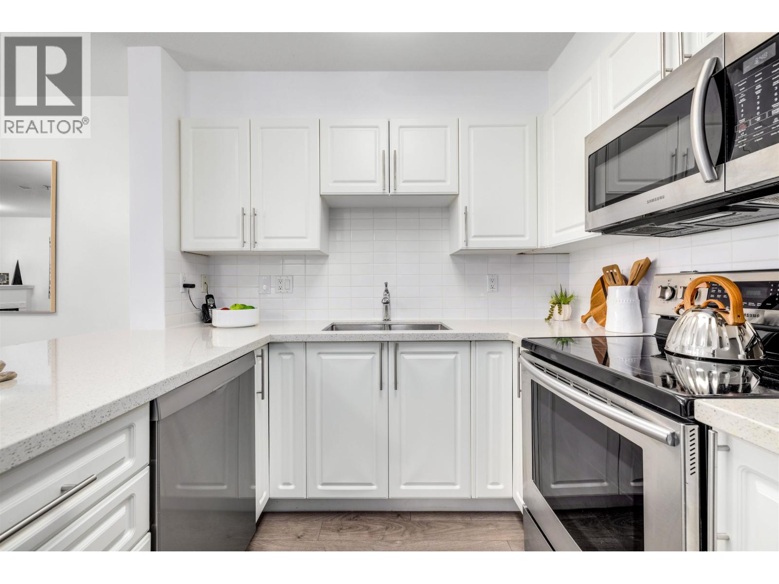 #201-1363 56 Street, Delta