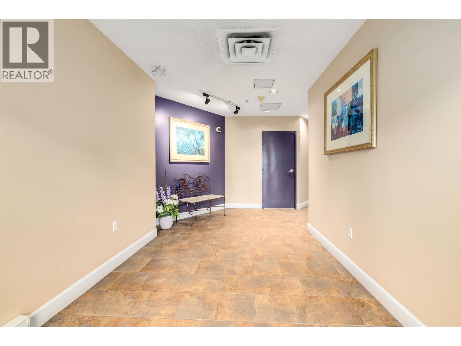 #201-1363 56 Street, Delta