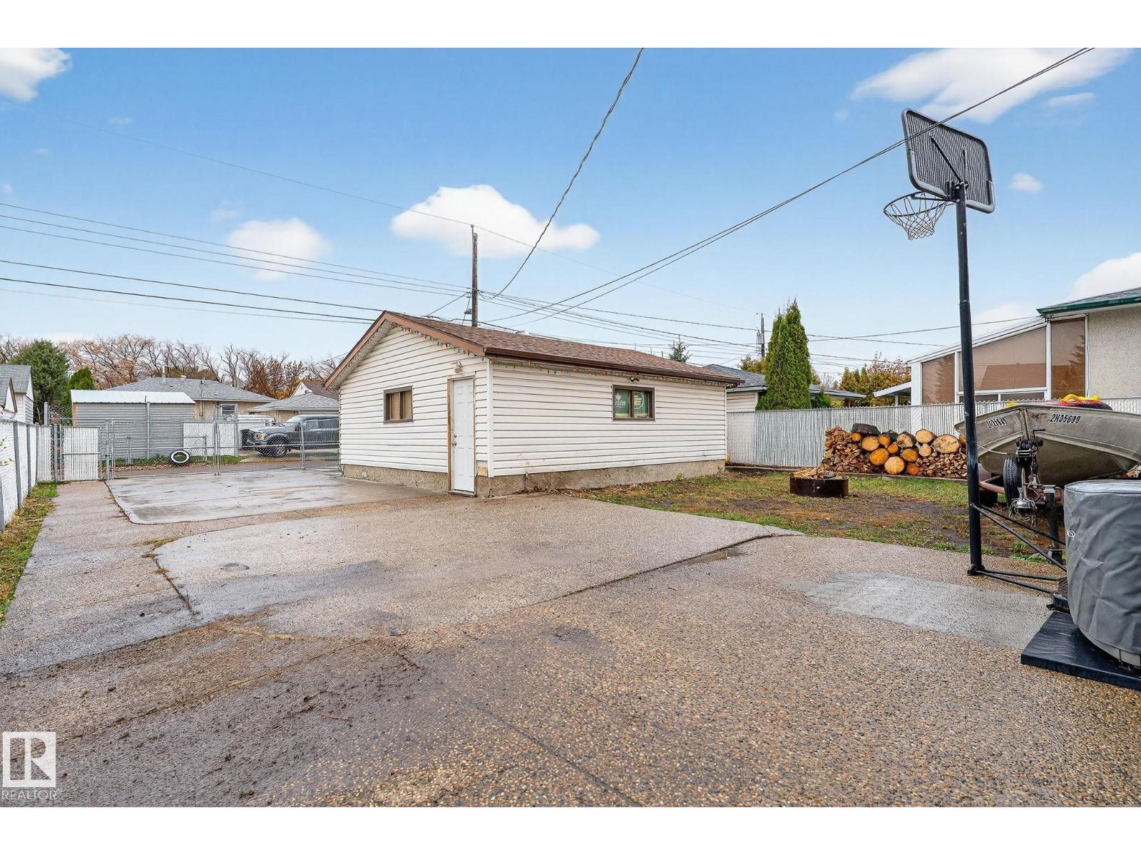 Single Family House Bungalow for Sale in   ST NW Edmonton 
