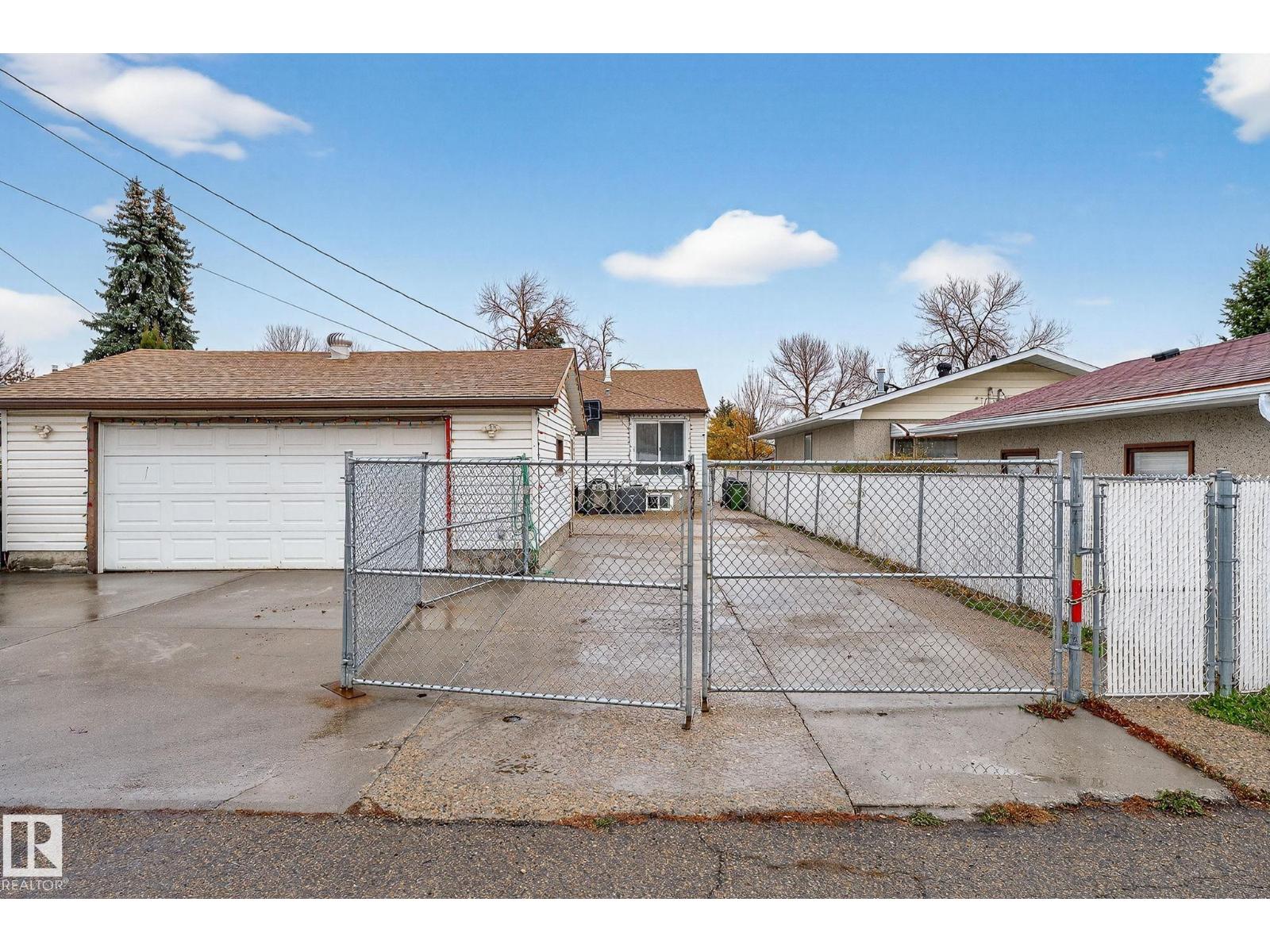 Single Family House Bungalow for Sale in   ST NW Edmonton 