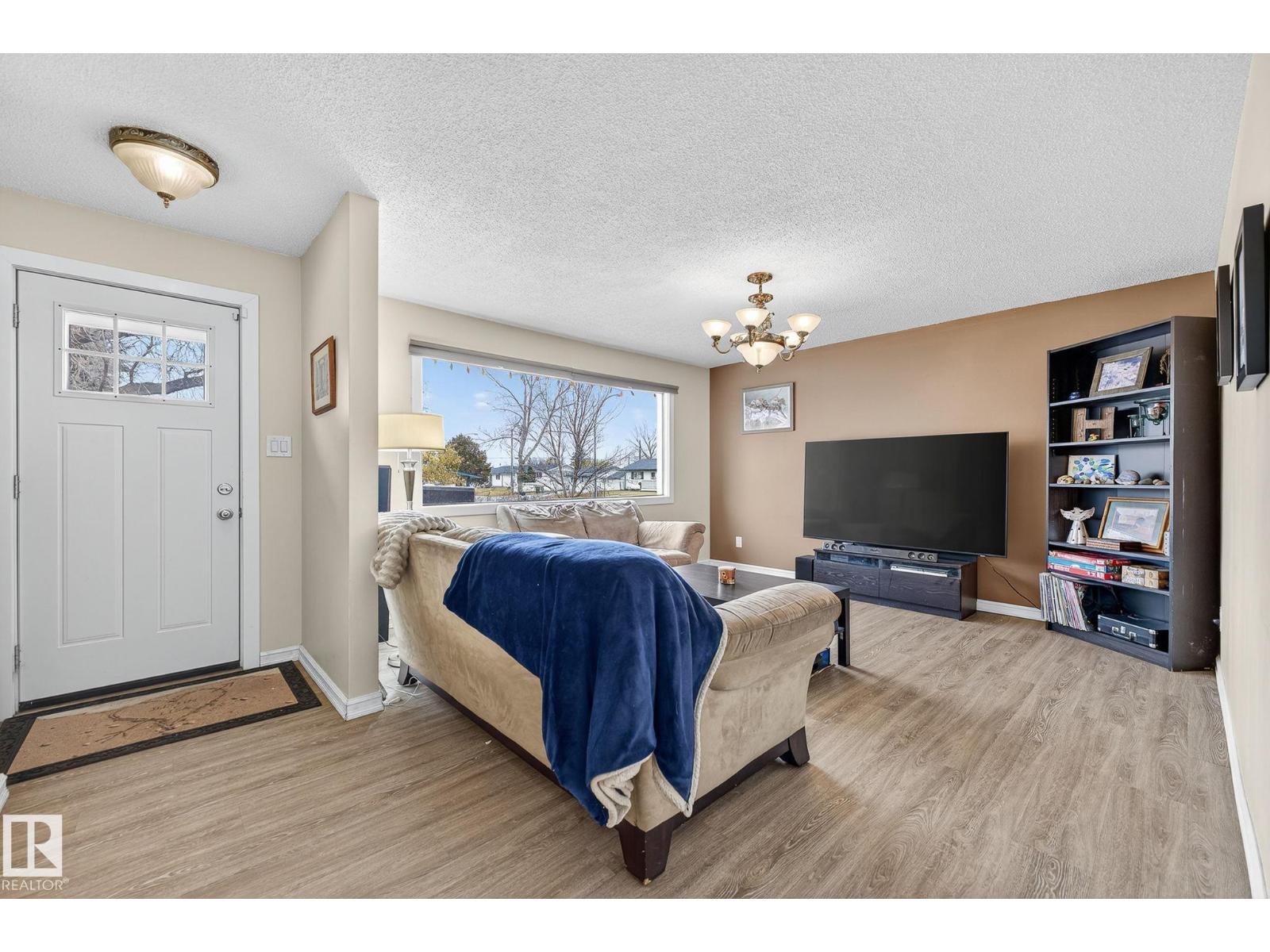 Single Family House Bungalow for Sale in   ST NW Edmonton 