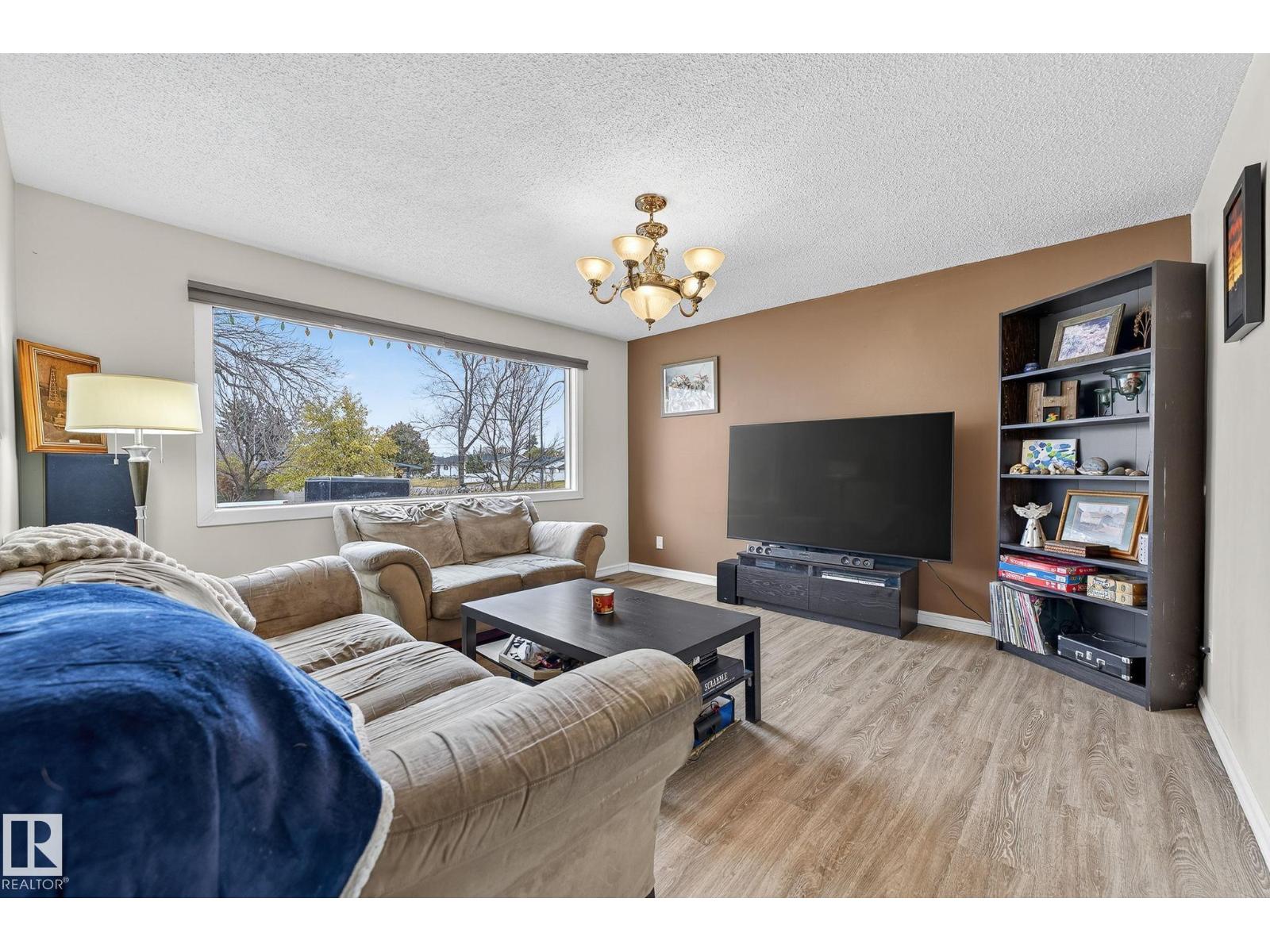 Single Family House Bungalow for Sale in   ST NW Edmonton 