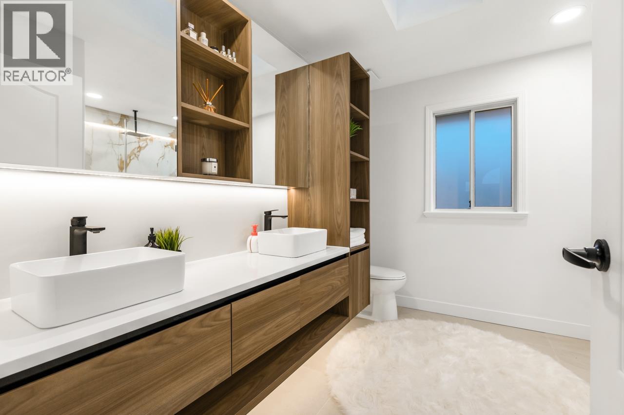 22531 MCCLINTON Avenue, Richmond