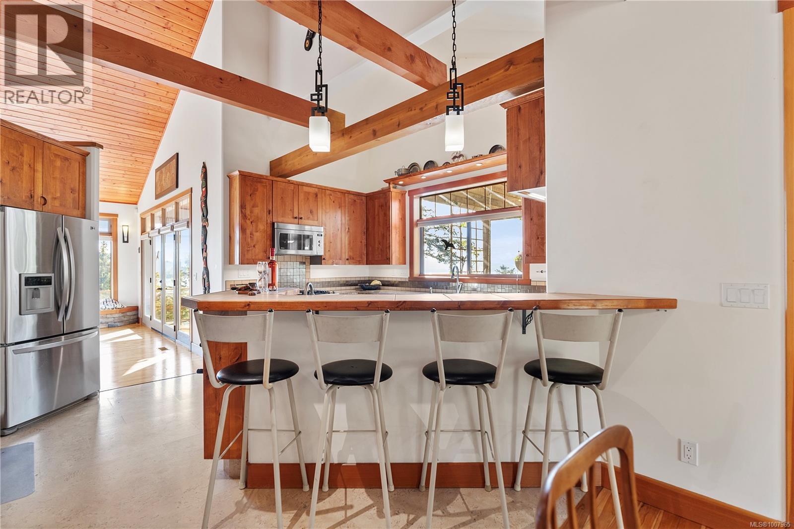 248 Suneagle Dr, Salt Spring