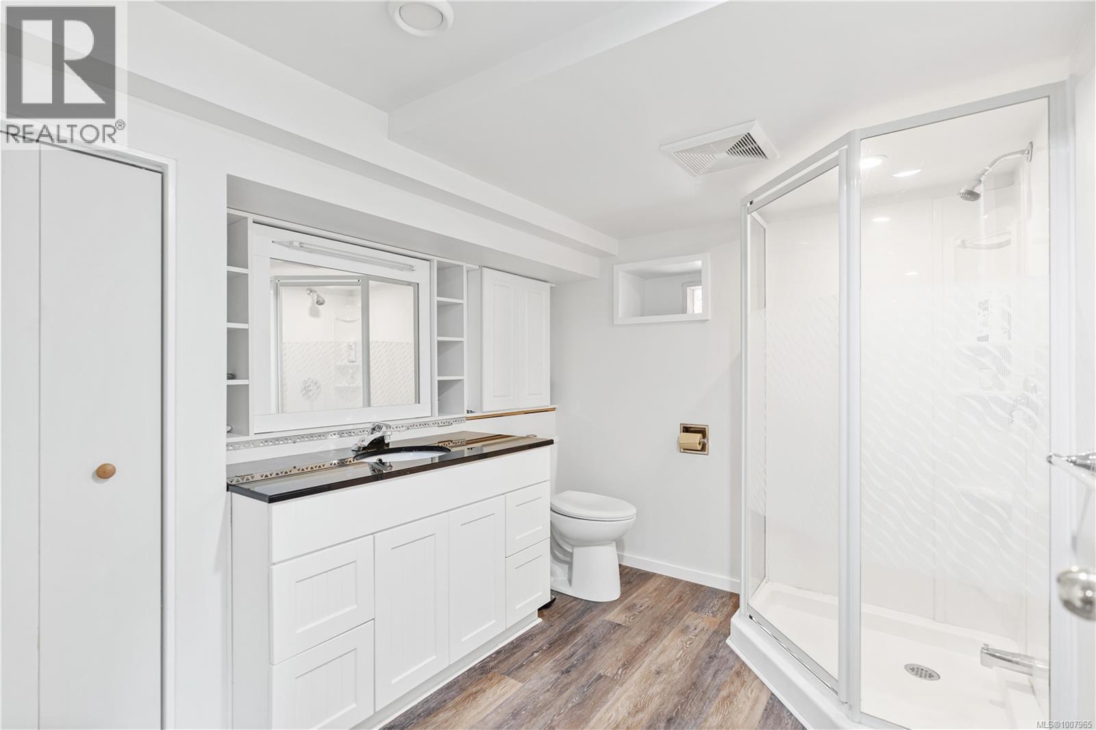 248 Suneagle Dr, Salt Spring