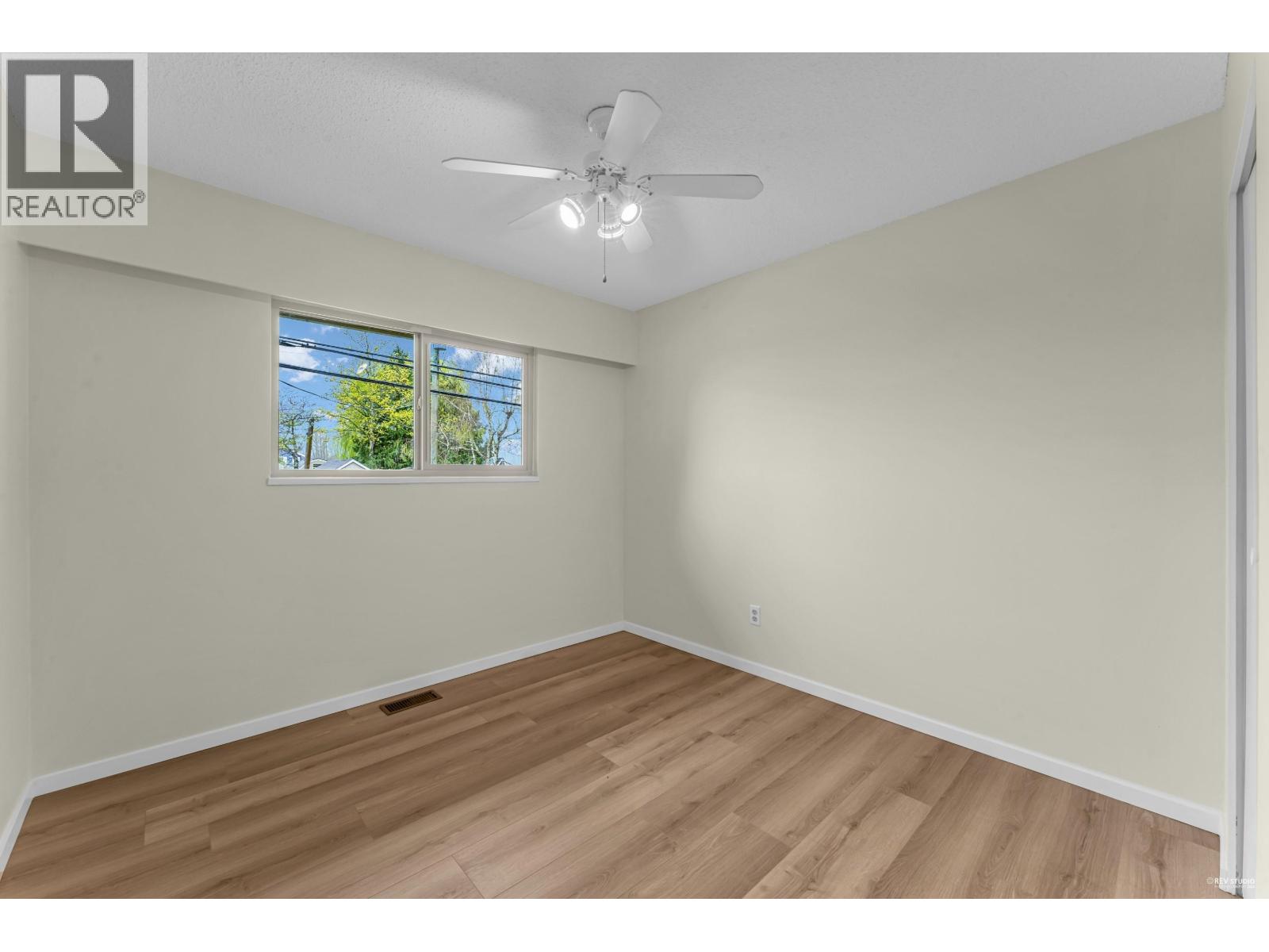 4310 RIVER Road West, Delta